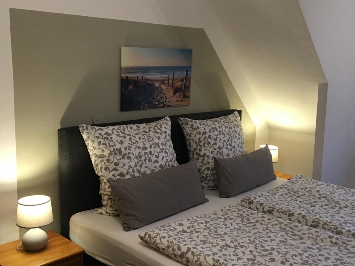 Gaestehaus Zur Linde Otterndorf Exteriör bild